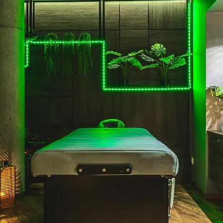 Lwowska 1 Aparthotel 4*