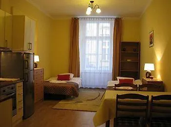 Hotel Berry