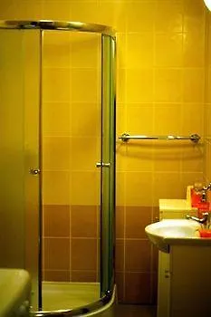 Berry Hotel 3*
