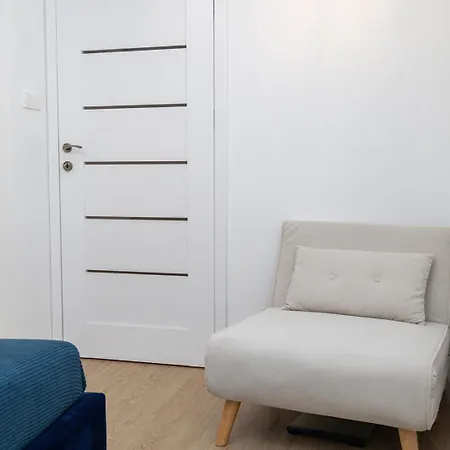 In The Heart Of Historical District With Free Parking Krakow