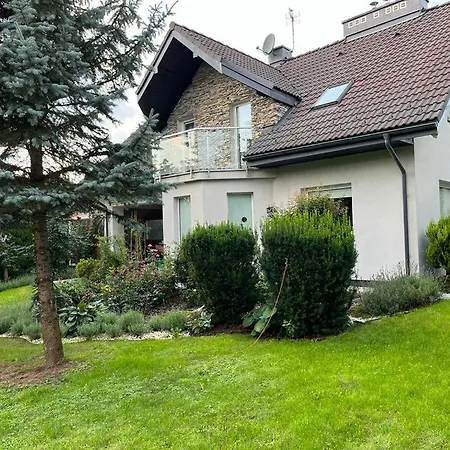 Dom Z Ogrodem W Krakowie Krakow