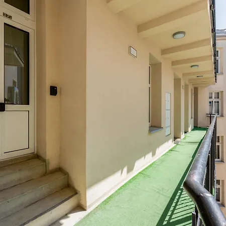 Starowislna Riverside Apartment *