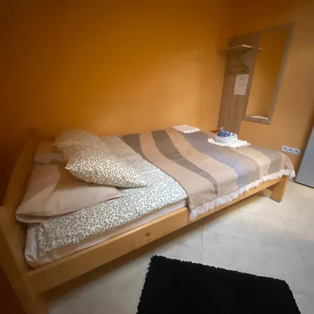 Hostel Art Space