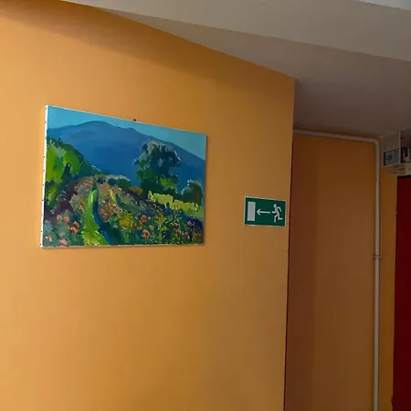 Hostel Art Space *