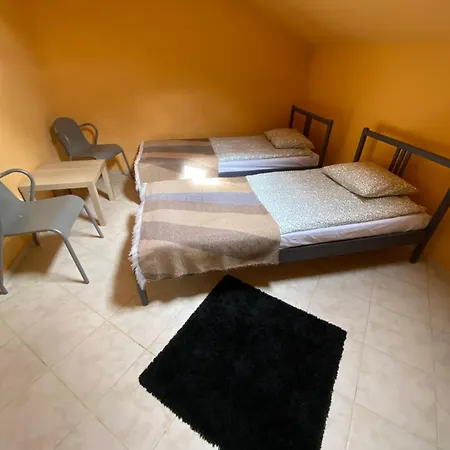 Art Space Hostel *