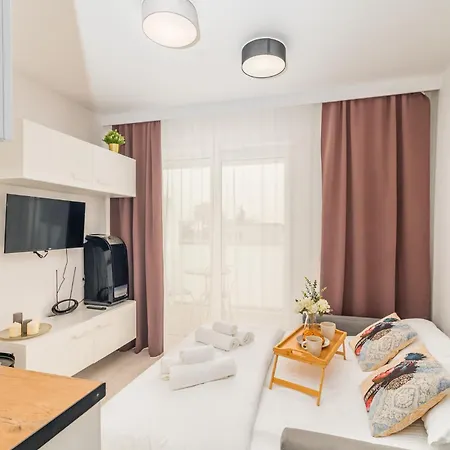 Apartment Pradnik Czerwony - Balcony, View - By Rentujemy