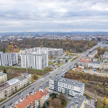 Apartment Pradnik Czerwony - Balcony, View - By Rentujemy Krakow