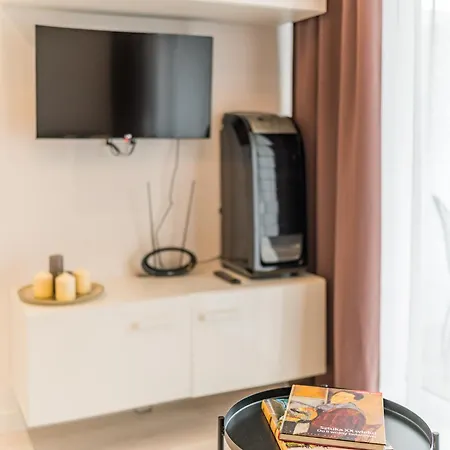 Apartment Pradnik Czerwony - Balcony, View - By Rentujemy