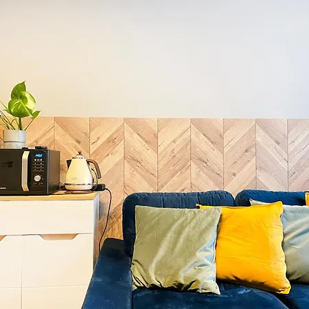 Comfy With Cinema Projector, Cracow's Heart Apartment *