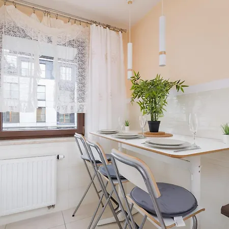 Apartment Grzegorzecka Family With Balcony & Parking Cracow By Renters *