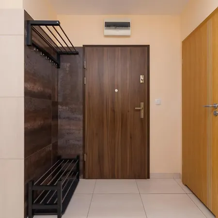 Grzegorzecka Family With Balcony & Parking Cracow By Renters Krakow