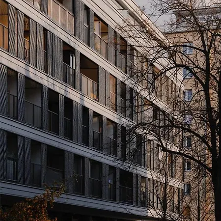 Luxury Two-bedroom With Terrace By Tyzenhauz Apartment