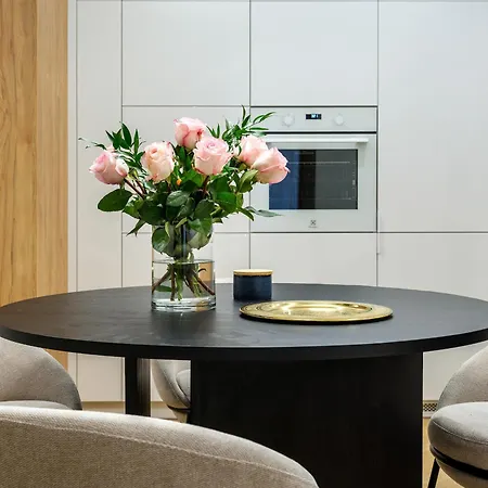 Luxury Two-bedroom With Terrace By Tyzenhauz * Krakow
