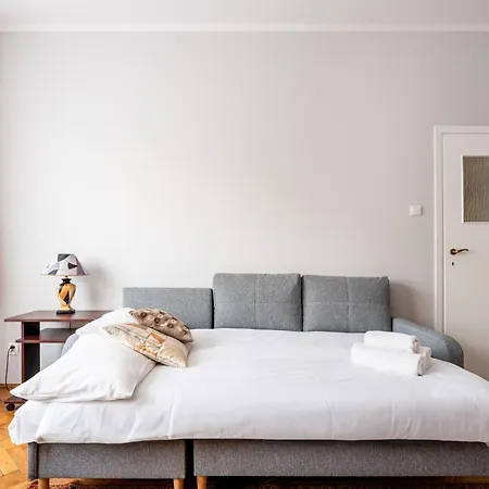 Apartment Mogilska Standard