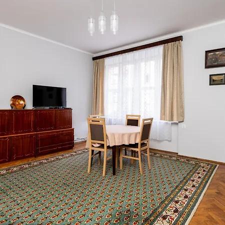 Mogilska Standard Apartment
