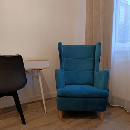Apartment Uroczy Z Garazem