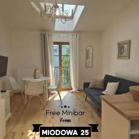 Miodowa 25 Апартаменты *