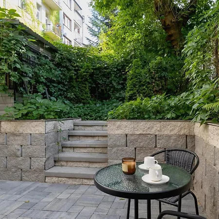 Apartment Classic & Elegant Moniuszki In By Renters Krakow