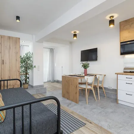 Classic & Elegant Moniuszki In By Renters Apartment Krakow