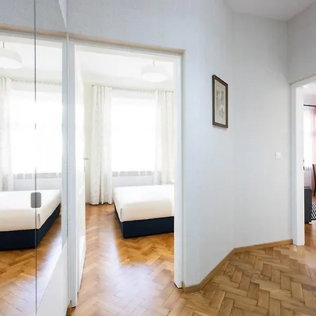 Apartment Native Rajska 6 *