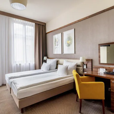 Hotel Golden Tulip Center