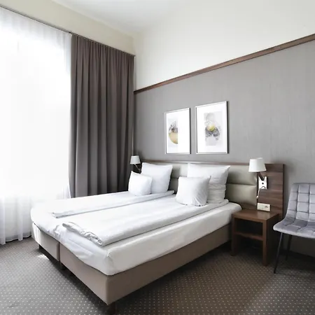Golden Tulip Center 4* Krakow