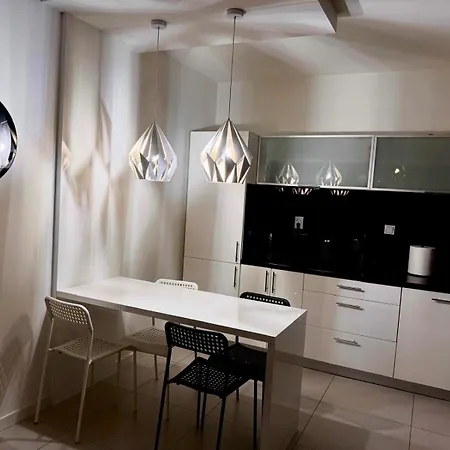 Apartment Bajeczny 87 - 5 Min To Tauron Arena Cracow - Beside The Vistula River Krakow