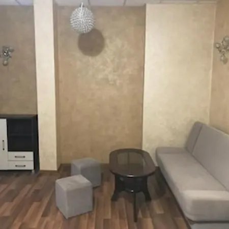 Topolowa, Studio-flat Ground Floor Apartment