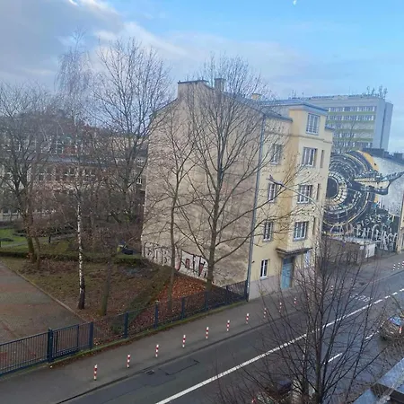 Apartment Happy Day *