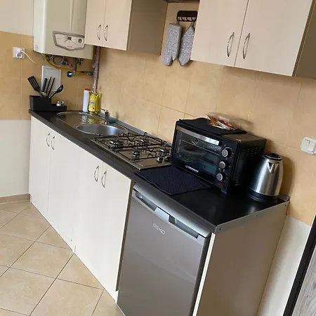Happy Day Apartment