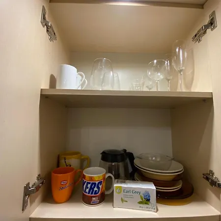 Happy Day Apartment *
