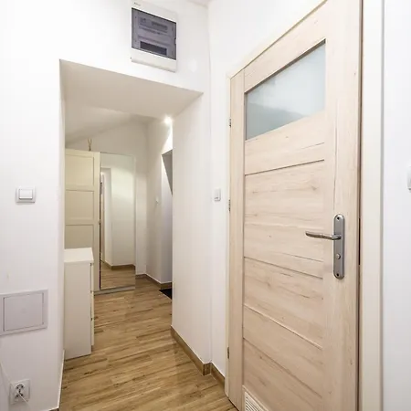 Rentplanet - Mazowiecka Apartment