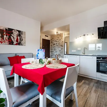 Perugia Moxy Cracow Parking Gratis