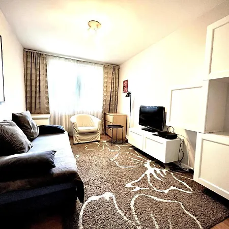 Reja 11 Apartment