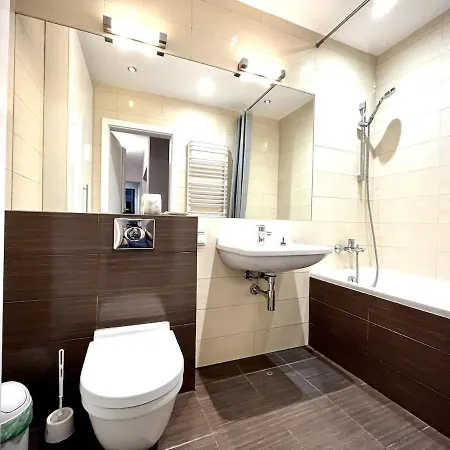 Apartment Reja 11 *
