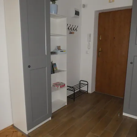 Apartment Yellow Dragon *