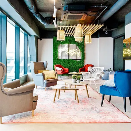 Shed Living Aparthotel *