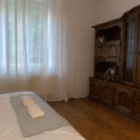 Cozy Old Town Homestay *