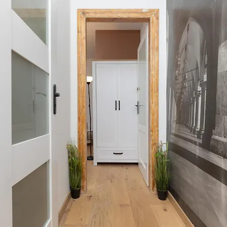 Apartment One-bedroom Kazimierz For Office Starowislna By Renters Krakow