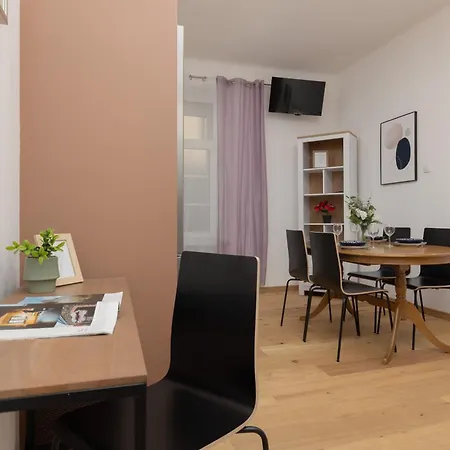 One-bedroom Kazimierz For Office Starowislna By Renters Apartment *