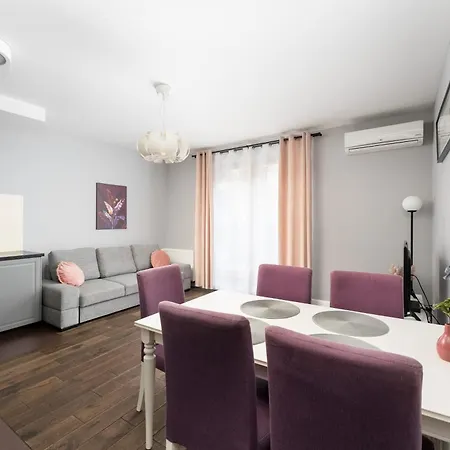 Lubicz Urban Haven Apartment *