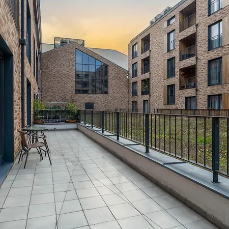 Apartment Lubicz Urban Haven Krakow