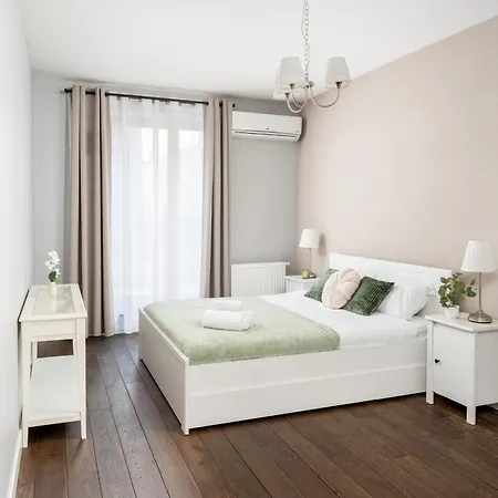 Lubicz Urban Haven Apartment