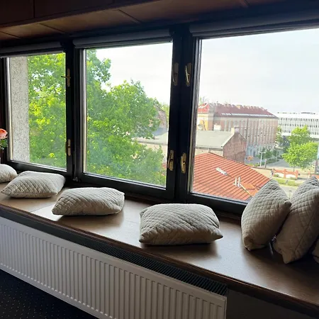 Iris Aparthotel *