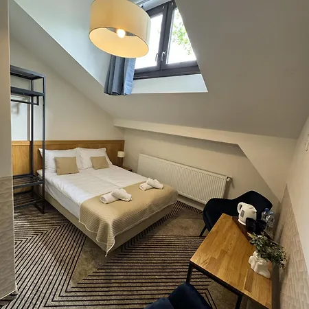 Aparthotel Iris