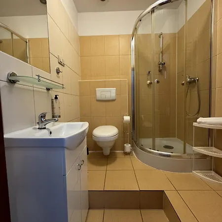 Iris Aparthotel *