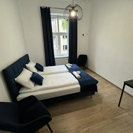Iris Aparthotel *