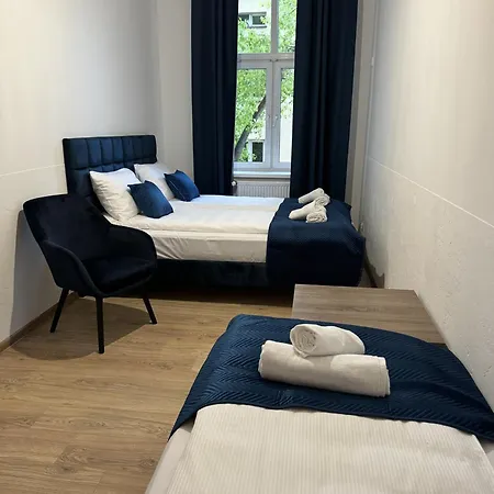 Iris Aparthotel