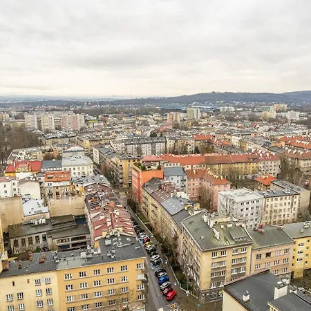Krowodrza - Park & Trams Nearby - By Rentujemy Apartment *