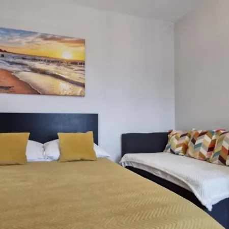 Apartament Cozy Modern Sunrise 35m2 Balcony 3 Persons *